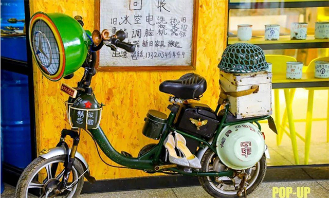 創(chuàng)意市集活動(dòng)策劃的內(nèi)容很豐富，現(xiàn)場(chǎng)人頭攢動(dòng)，更是年輕人的打卡勝地