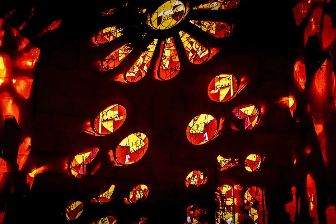 超現(xiàn)實(shí)主義的主題沉浸式藝術(shù)展覽活動(dòng)，建筑的想像魅力無(wú)限