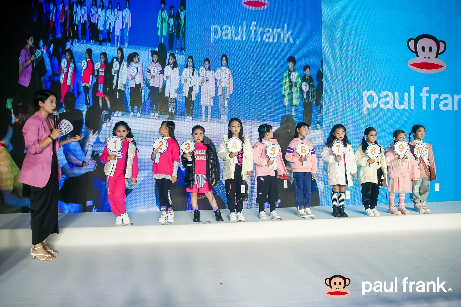 熱雪燃潮·虎嘯FUN年paul frank新品發(fā)布會(huì)活動(dòng)策劃完美融合潮流與年味 - 第18張 - 會(huì)展活動(dòng)策劃CCASY.COM 熱雪燃潮·虎嘯FUN年paul frank新品發(fā)布會(huì)活動(dòng)策劃完美融合潮流與年味 - 第18張