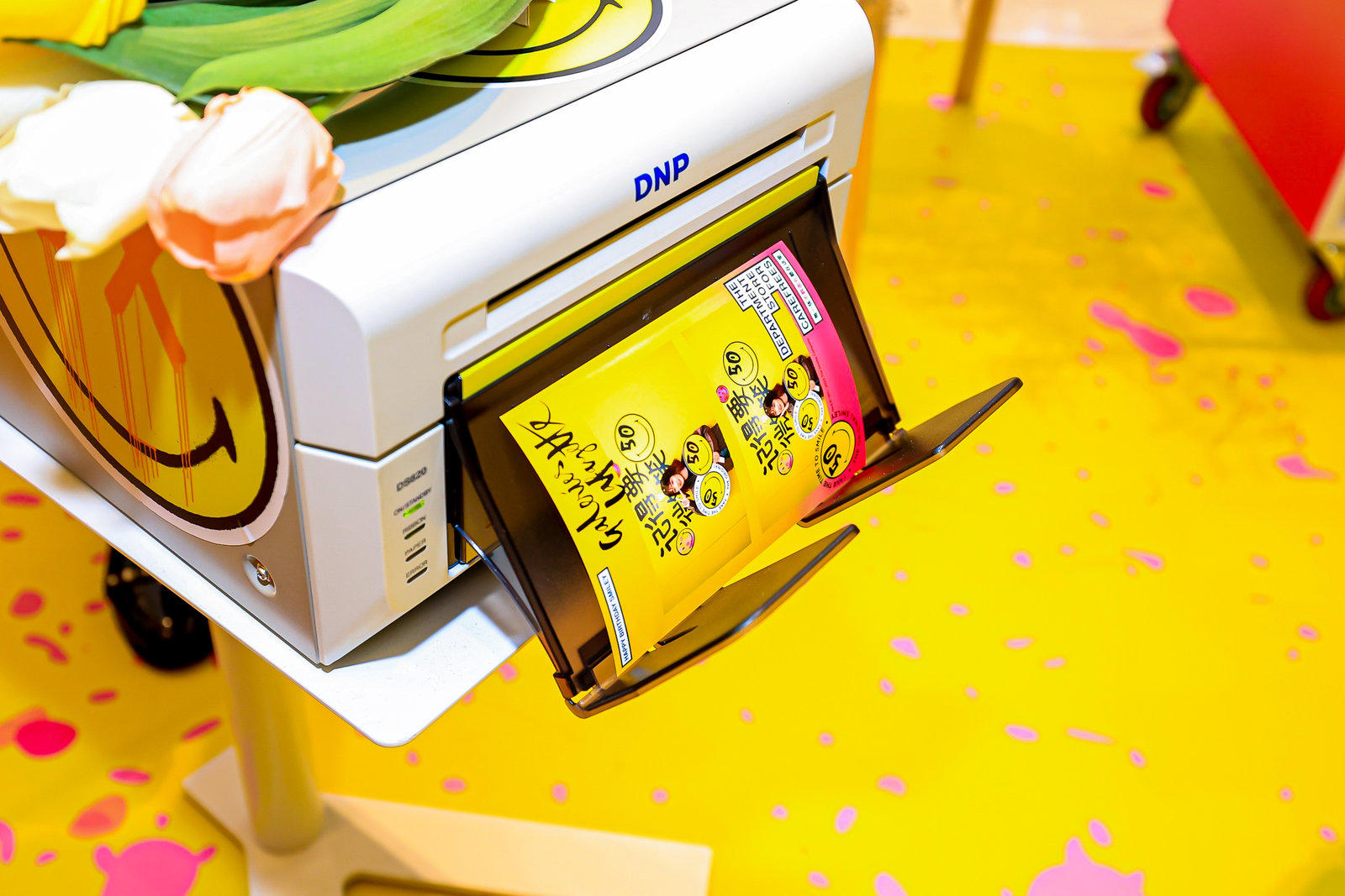 巴黎老佛爺百貨店慶 X SMILEY50周年慶活動策劃全場都是笑臉 - 第13張 - 會展活動策劃CCASY.COM 巴黎老佛爺百貨店慶 X SMILEY50周年慶活動策劃全場都是笑臉 - 第13張