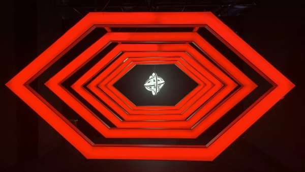 你相信有平行宇宙中的另一個你存在嗎？讓這個藝術(shù)主題展告訴你答案吧！