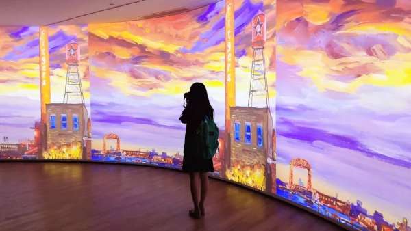 光/譜藝術(shù)展覽，帶我們穿越時(shí)空去認(rèn)識(shí)搖滾教父無與倫比的才華｜靈感25區(qū)