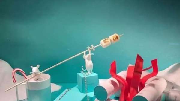 圣誕櫥窗美陳設(shè)計就是一場小型的會展活動啊