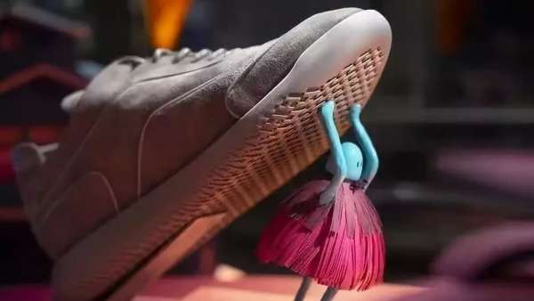 櫥窗的活動策劃也是一場小型舞臺劇，精致而時尚