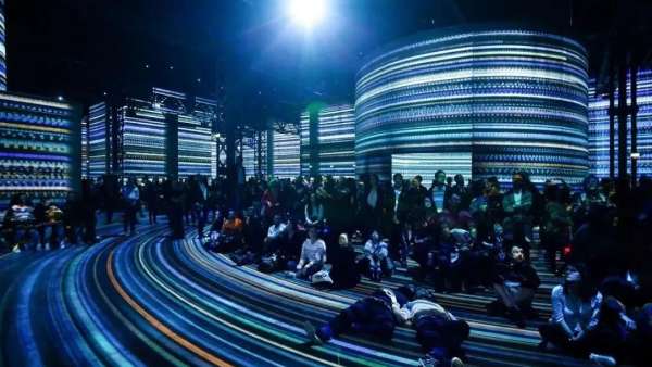 沉浸式光影展覽活動，帶你體驗五層不同層次的基本光之旅