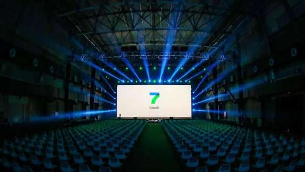 輕快無邊界手機(jī)新品發(fā)布會活動，將簡約藝術(shù)演繹到了極致，服了！