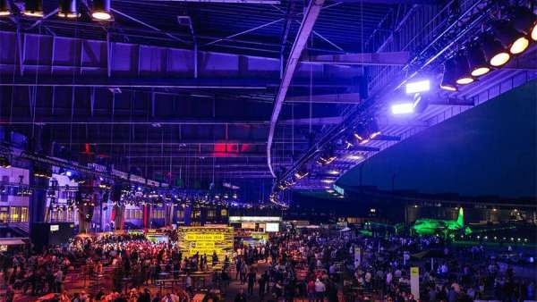 為期三天的服務(wù)峰會活動展覽匯集了互動、學(xué)習(xí)、對話和娛樂的全面體驗