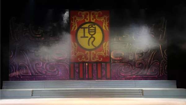 戲劇活動策劃的這些舞美設計集合而成的展覽更多的是回顧和展示