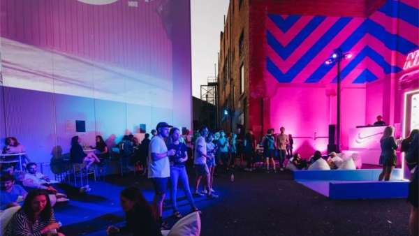 跑鞋發(fā)布會活動策劃得怎樣是有趣，色彩繽紛和身臨其境更至上