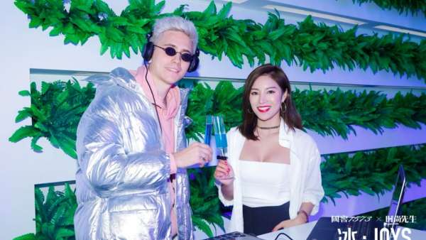 冰窖酒吧形的快閃店活動(dòng)太夠創(chuàng)新了，新一代潮趴實(shí)力開(kāi)SHOW