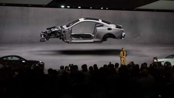 全新獨(dú)立品牌用一個(gè)“盒子”就打造了強(qiáng)大視覺(jué)識(shí)別的汽車(chē)發(fā)布會(huì)活動(dòng)