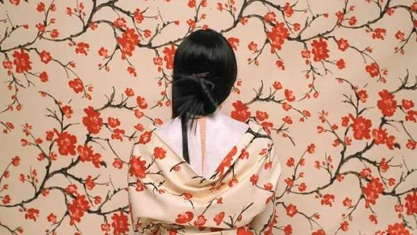 攝影、繪畫、行為藝術(shù)融為一體的藝術(shù)會展活動驚呆了大眾的視線