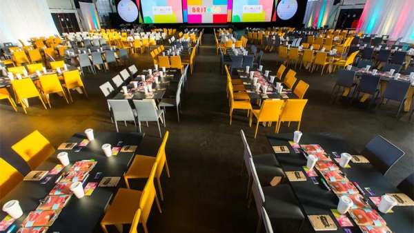 宜家風(fēng)的峰會展覽活動追求的是舒適度吧，整體效果夠贊