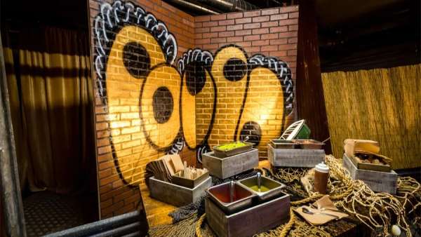 你說誰敢把“十八銅人”擺上派對活動現(xiàn)場，TA家就這么大膽