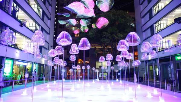 當(dāng)商場美陳展覽活動遇上科技與藝術(shù)時，富有創(chuàng)意的藝術(shù)作品驚艷了