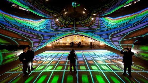 用光與色彩打造的藝術(shù)展覽活動驚艷了世人，激活了呆滯的空間