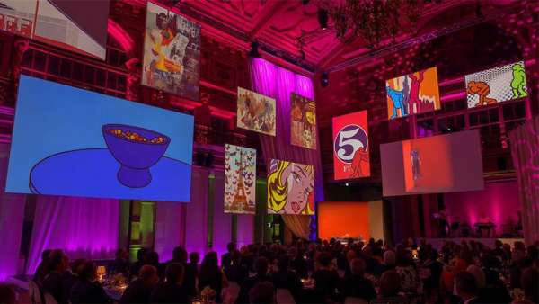 行業(yè)大會(huì)活動(dòng)以兩種方法和兩種現(xiàn)場(chǎng)體驗(yàn)揭示了主辦方“遠(yuǎn)見性”的能力