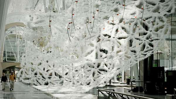 實時音樂與視覺特效呈現(xiàn)的沉浸式展覽活動訴說著各種海洋關(guān)聯(lián)