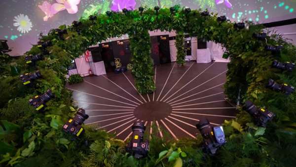 開業(yè)慶典活動策劃創(chuàng)意來源于當地風俗，一場花卉活動全新面世