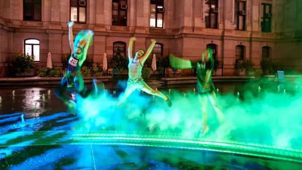 以光為契機，藝術展覽活動讓夏日的美夢這般延長