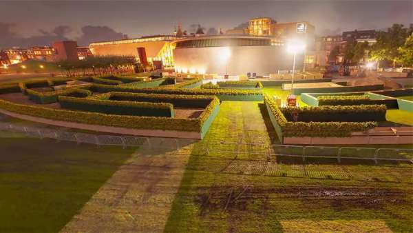 12.5萬多向日葵打造的迷宮，這個開業(yè)慶典活動亮了視線