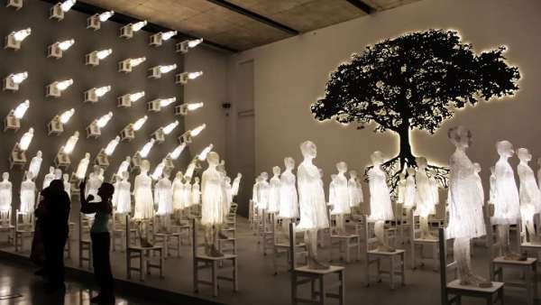 Ataraxia藝術(shù)展覽活動營造的氛圍給人一種鎮(zhèn)定平靜的美