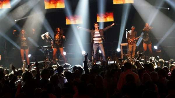 歡樂派對活動無處不在，啤酒音樂更是標(biāo)配