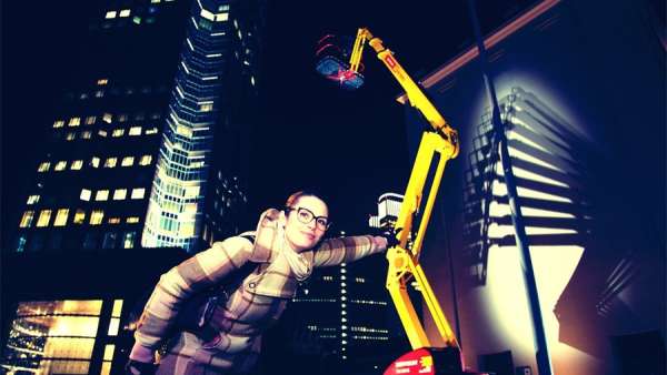 機(jī)械設(shè)備租賃公司的推廣活動(dòng)策劃采用了視頻映射，好玩好玩