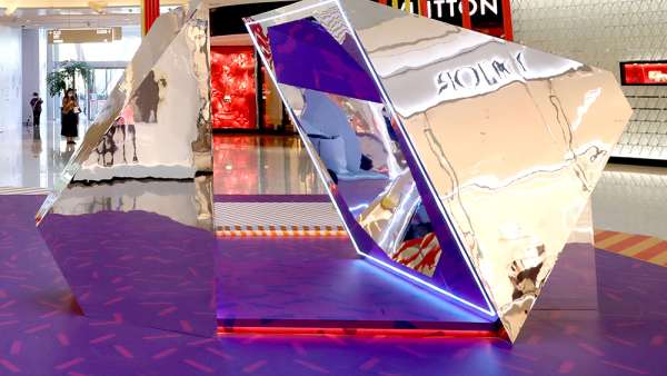 萬花筒的藝術展覽活動亮相上海，為你注入鎏光溢彩掃除疫情灰霾