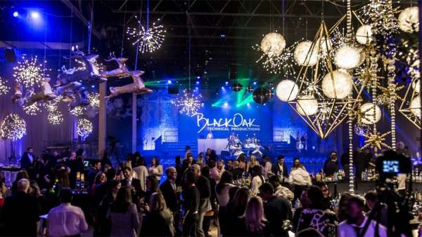 白色節(jié)日的派對活動策劃能做成這般，尊貴感更強吶