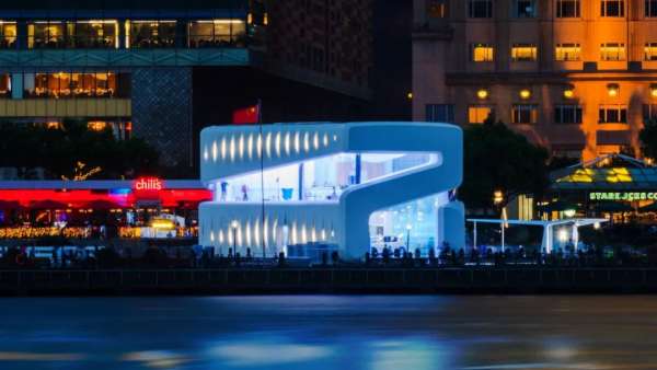 榮威R型魔幻快閃店活動霸氣登陸黃浦江畔，策劃的景觀無敵了