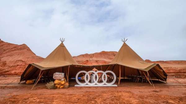 新車(chē)試駕活動(dòng)策劃不約而同搬到了冷湖火星基地，酷斃了