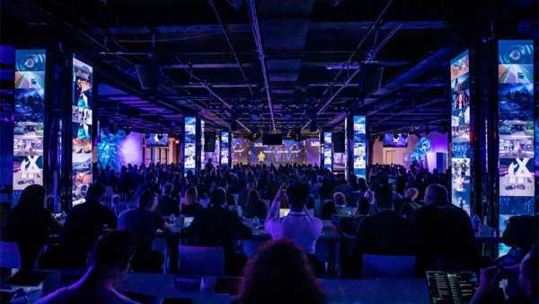 媒體視頻類(lèi)產(chǎn)品推介會(huì)活動(dòng)策劃連最礙事的珠子都變得十分炫酷