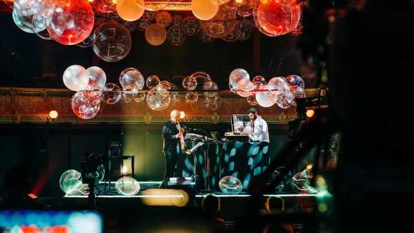 法國(guó)巴黎夏特萊大劇院的這個(gè)藝術(shù)活動(dòng)裝置策劃美翻了！