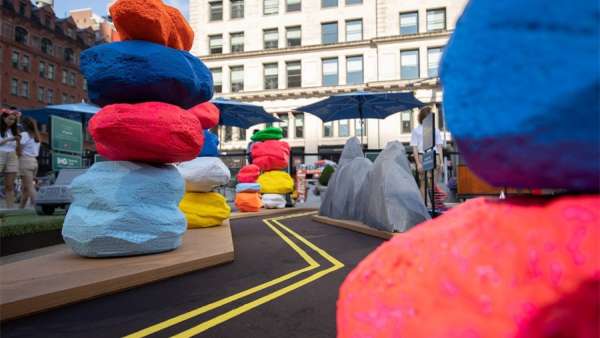 洲際酒店集這場(chǎng)巡回快閃活動(dòng)策劃現(xiàn)場(chǎng)竟秒變迷你高爾夫賽道了