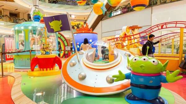 玩具總動(dòng)員IP形象展覽活動(dòng)策劃來(lái)咯，還有5米高的巴斯光年等你來(lái)