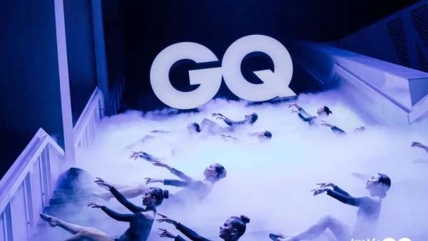 GQ年度人物盛典活動策劃把樓梯打造成國內(nèi)首個紅毯LIVE SHOW
