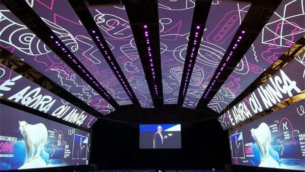 3240平方的投影面積，電力集團(tuán)這次員工內(nèi)部會(huì)議活動(dòng)策劃杠杠的