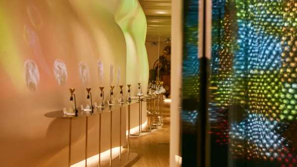 多媒體“香氛藝術館”的Vivinevo呈現(xiàn)了不一樣的多媒體展覽活動策劃