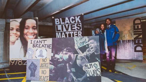 停車場里舉行的這場沉浸式展覽活動策劃旨在喚起大眾收看紀錄片意愿