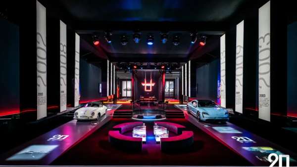 保時(shí)捷在中國(guó)大陸的20周年慶典活動(dòng)策劃又刷一波黃浦江新時(shí)尚