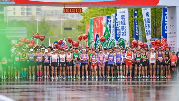 青島馬拉松活動(dòng)策劃怦然開(kāi)啟，大品牌以更年輕動(dòng)感姿態(tài)加油助威