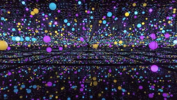 草間彌生「無限鏡屋」沉浸式展覽活動策劃似真若幻、無有涯際