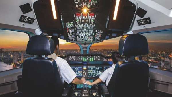 沉浸式“機(jī)場”實景體驗科普互動展覽活動策劃成功吸引航空愛好者觀摩打卡