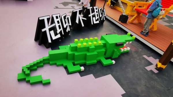 李寧“無(wú)聊不無(wú)聊”快閃店活動(dòng)策劃的主理人是一只不存在的猴子