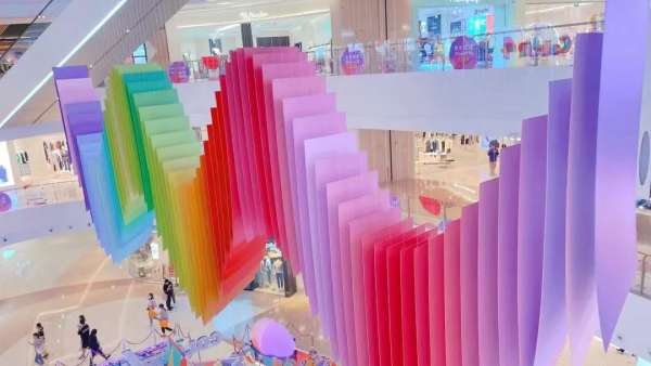 鏡無(wú)止境·色彩空間互動(dòng)展覽活動(dòng)策劃打造又一新城市藝術(shù)坐標(biāo)