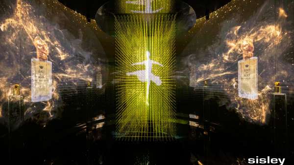 希思黎藝術(shù)典香秘境展活動(dòng)策劃真實(shí)呈現(xiàn)了法式精致與風(fēng)情