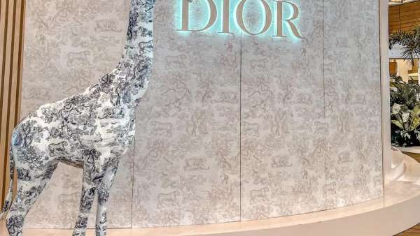 迪奧Summer Dioriviera快閃活動(dòng)策劃每個(gè)細(xì)節(jié)都精心設(shè)計(jì)